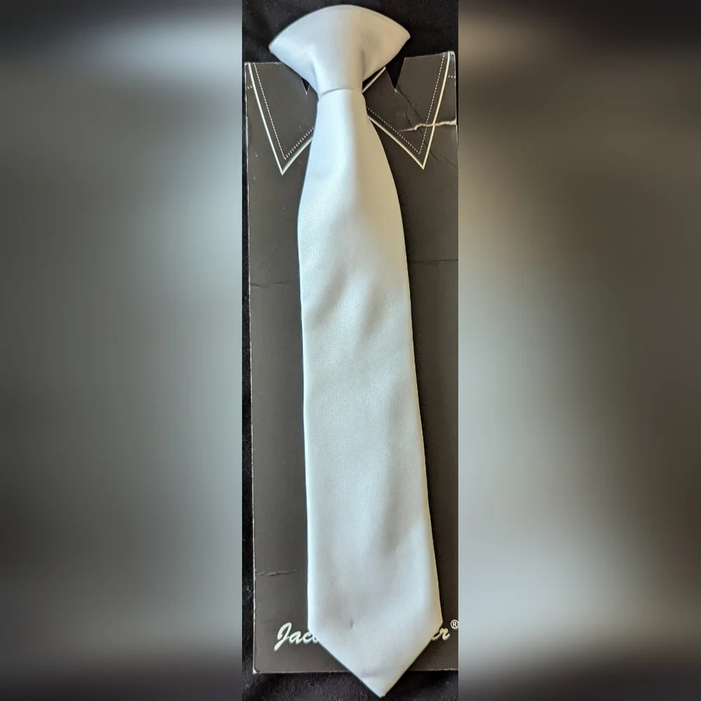 Jacob Alexander Boys White Clip Tie